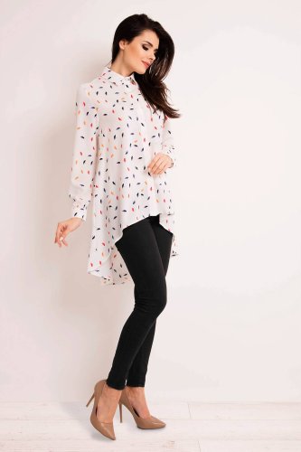 Koszula z dłuższym tyłem w kolorowy wzór IN125 