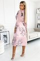 449-4 CARLA Plisowana sukienka midi z guziczkami i długim rękawkiem - RÓŻE na tle pastelowego różu-5 10127
