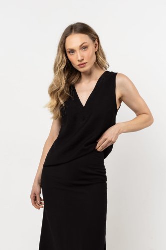 Letnia bluzka na szerokich ramiączkach Czarna