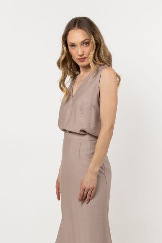 Letnia bluzka na szerokich ramiączkach Beżowa