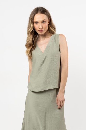 Letnia bluzka na szerokich ramiączkach Szałwiowa