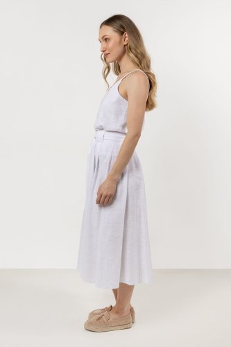 Rozkloszowana bawełniana spódnica midi z zakładkami Biała