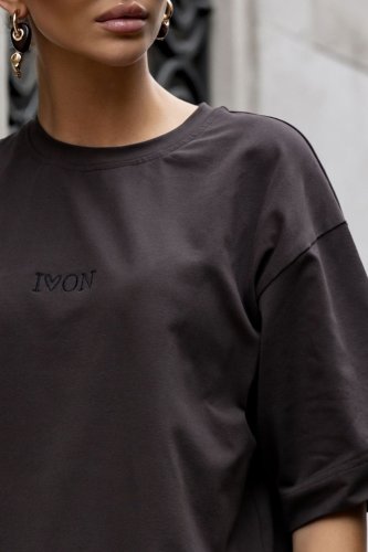 T-shirtowa sukienka oversize Czekoladowa