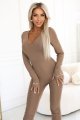 619-1 Wygodny i elegancki prążkowany kombinezon damski z dekoltem - mocha mousse-3 11663 