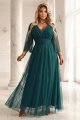 654-1 Długa połyskująca sukienka plus size z dekoltem i transparentnym rękawkiem - zieleń butelkowa-1 11745 