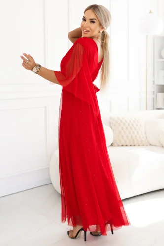 655-5 Długa połyskująca w świetle suknia z dekoltem i transparentnym rękawkiem - czerwona