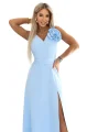 669-2 Sukienka maxi na wesele z kwiatem na ramieniu i rozcięciem - błękitna-12 11865 