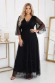 654-5 Długa połyskująca sukienka plus size z dekoltem i transparentnym rękawkiem - czarna-4 11965 