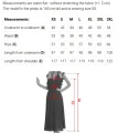 700-1 Rozkloszowana sukienka midi z kopertowym dekoltem i transparentnymi rękawami - czarna-14 12133 