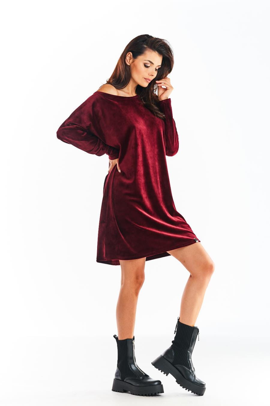 a370-welurowe-sukienki-bordo-online-006.jpg