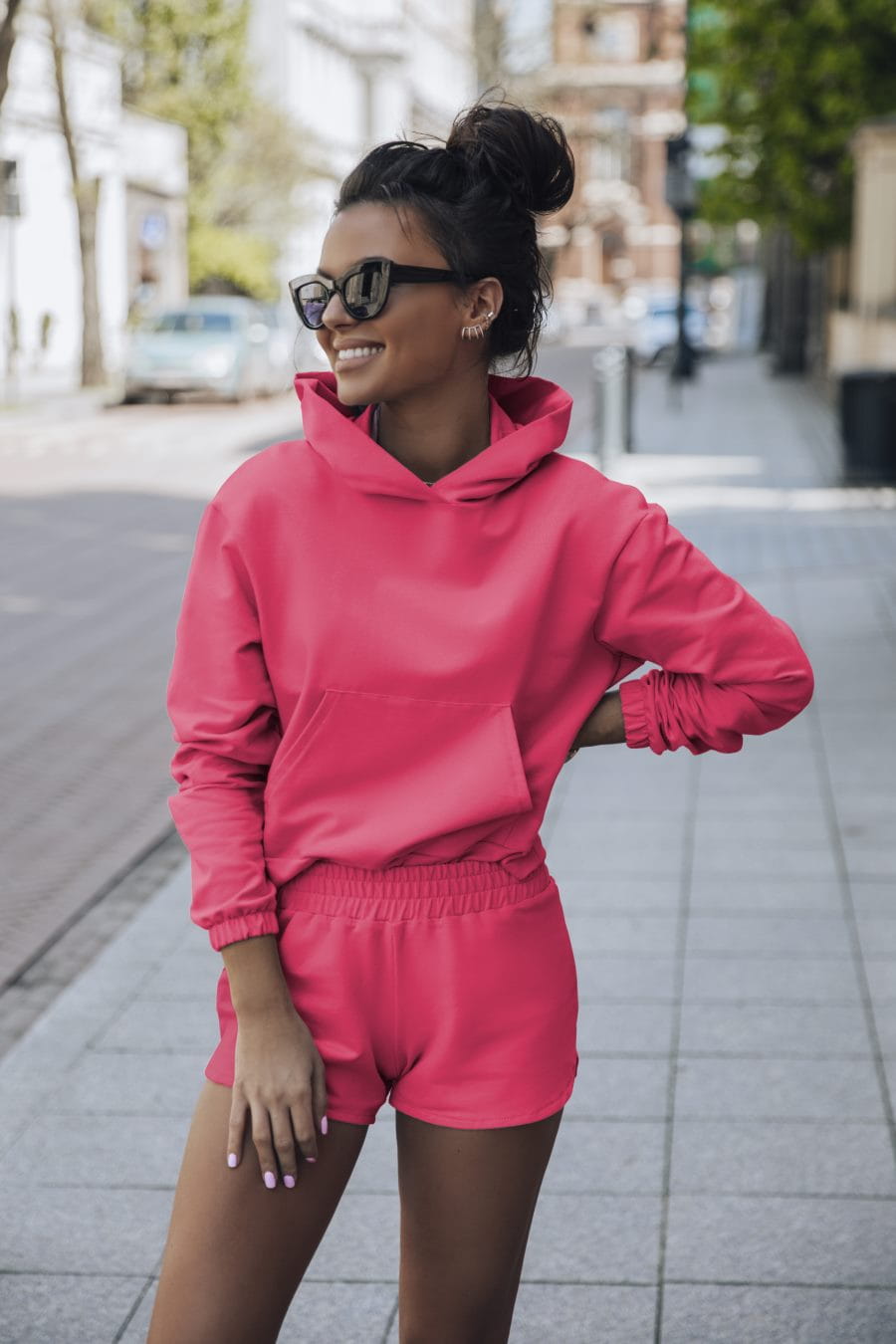 D5-dres-damski-szortami-bluza-fuksja.jpg