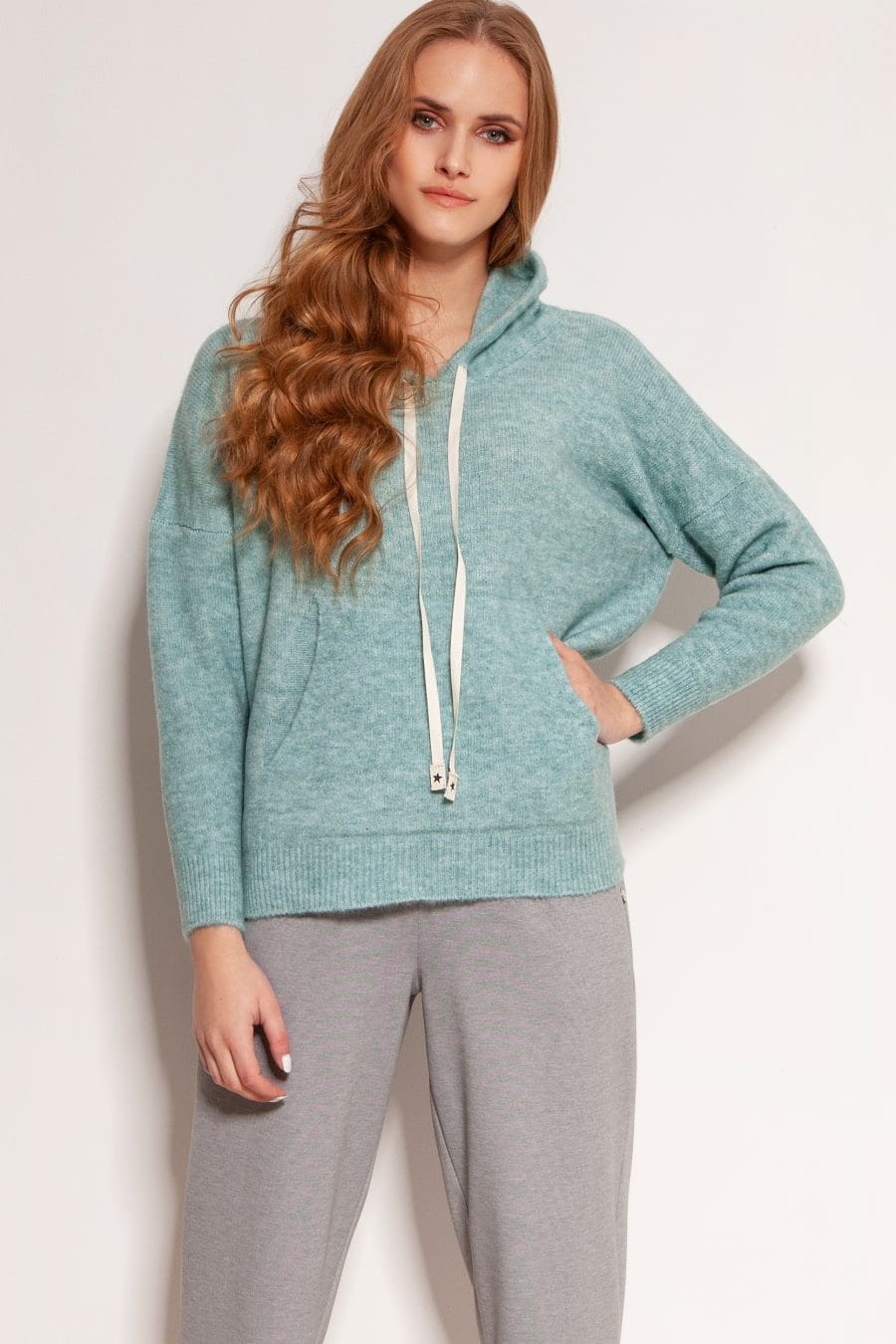 mieciutka-swetrowa-bluza-z-kapturem-swe140-mietowy.jpg