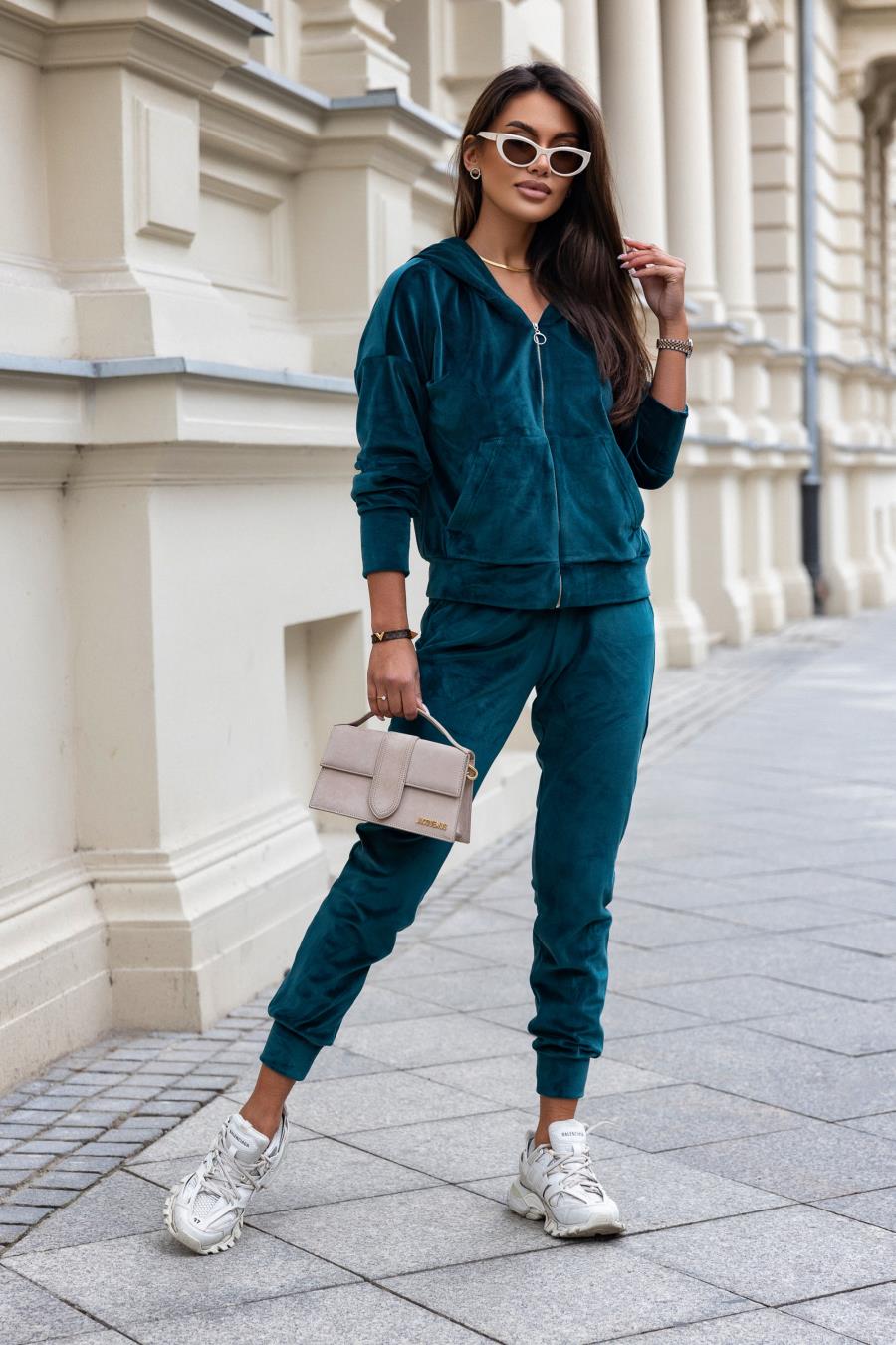 D32-dres-komplet-morski-polska-weluru-bluza-sportowy-spodnie.jpg