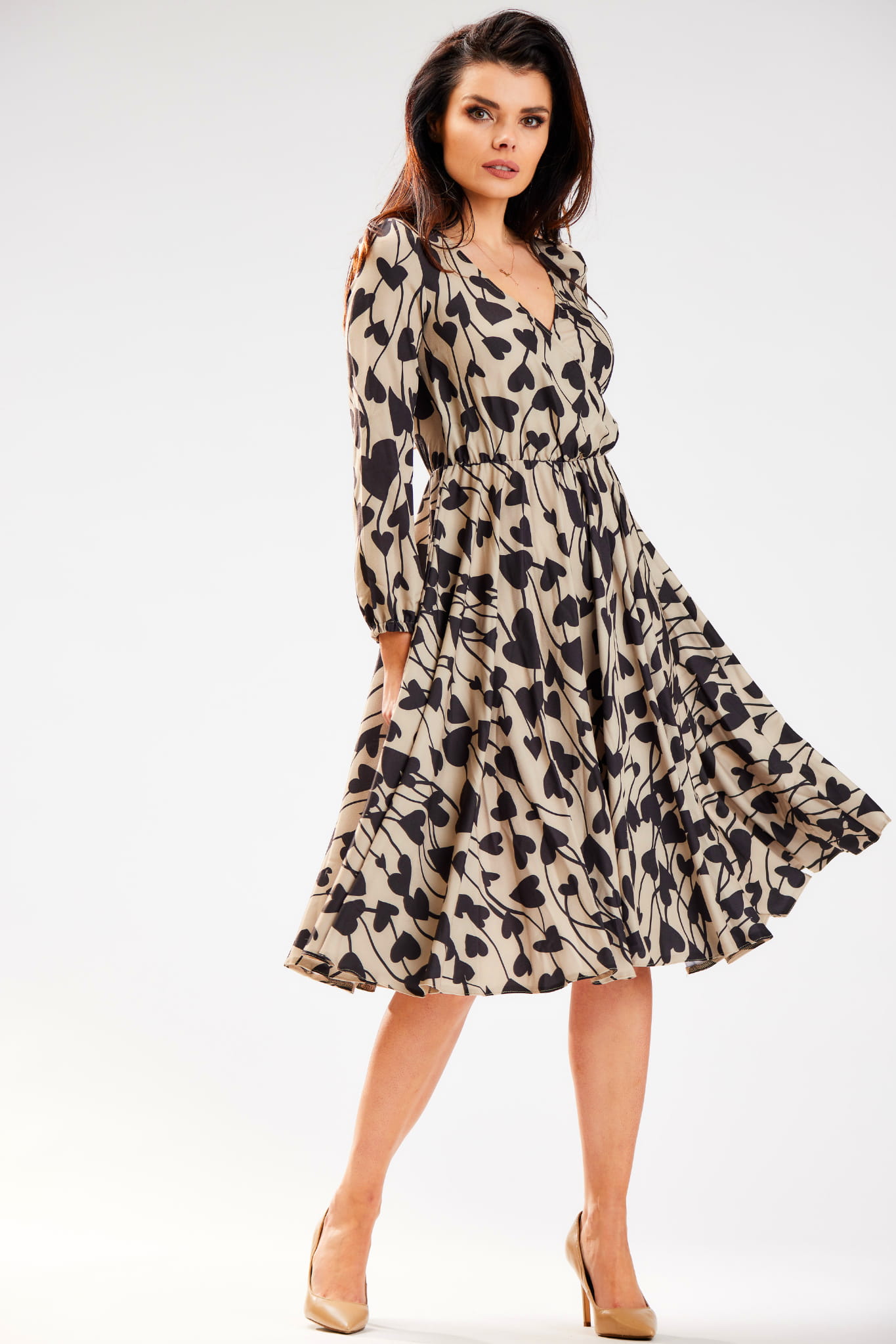 Sukienka A466 beige-black hearts-1 9752  | 896-Beige-Black hearts-L