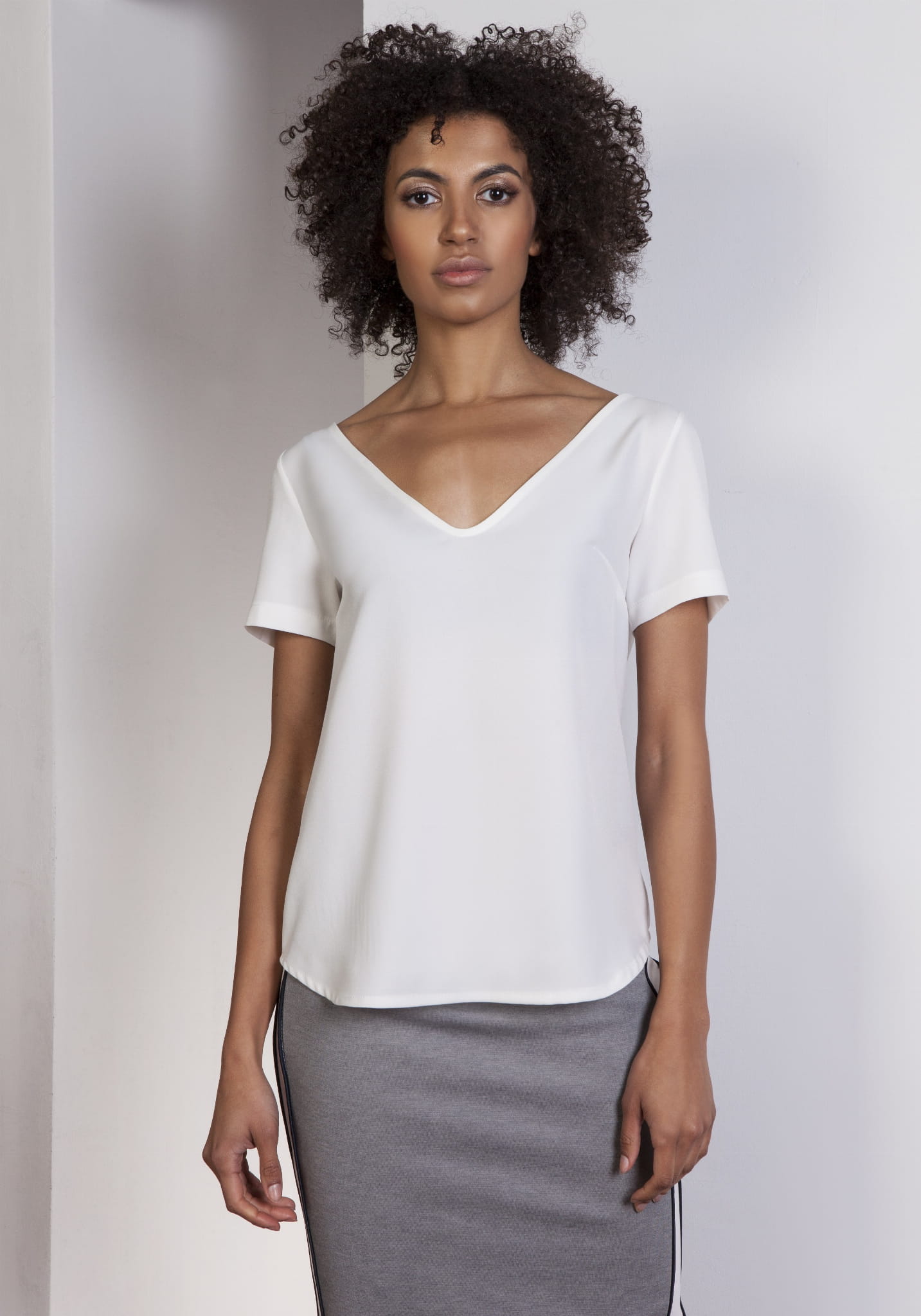 Bluzka w serek, BLU141 ecru-1 3554